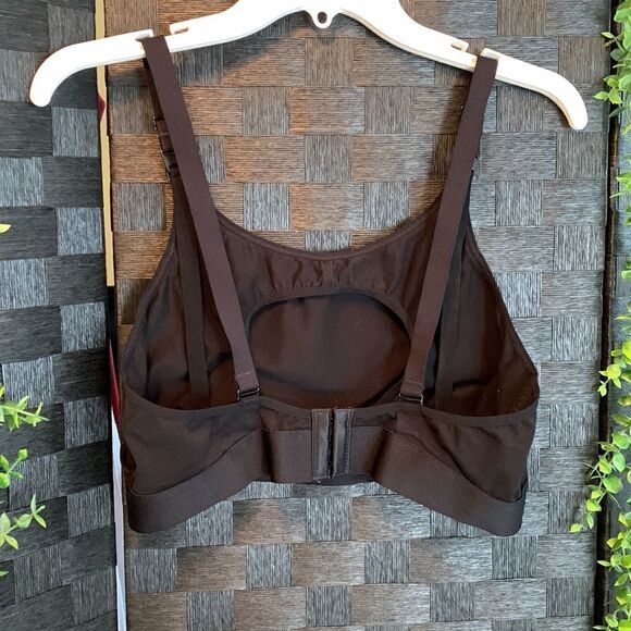 Size XL Nursing bra. 93% cotton and 7% spandex. Razorback or regular - Picture 2 of 7